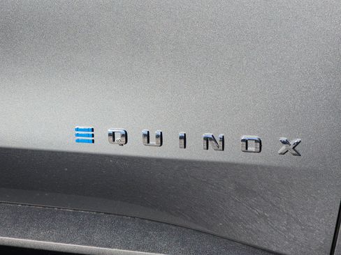 New 2026 Chevrolet Equinox EV LT image 7