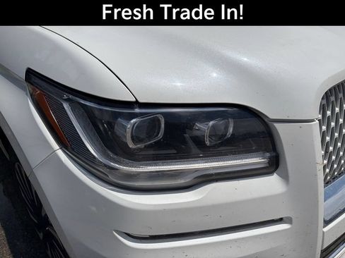 Used 2024 Lincoln Navigator Reserve AWD/4WD image 5