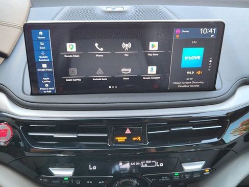 Certified 2026 Acura MDX FWD w/ Technology Package image 17
