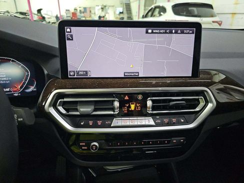 Used 2023 BMW X3 xDrive30i w/ Premium Package AWD/4WD image 9
