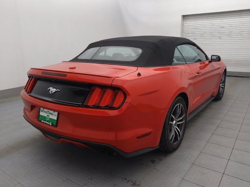 Used 2017 Ford Mustang Premium image 9