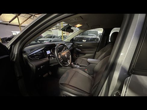 Used 2023 Buick Encore GX Select w/ Sport Touring Package FWD image 5
