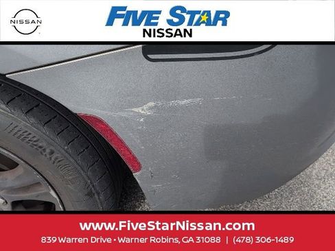 Used 2015 Dodge Charger SE RWD image 24