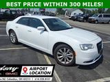 Used 2022 Chrysler 300 Touring image 2