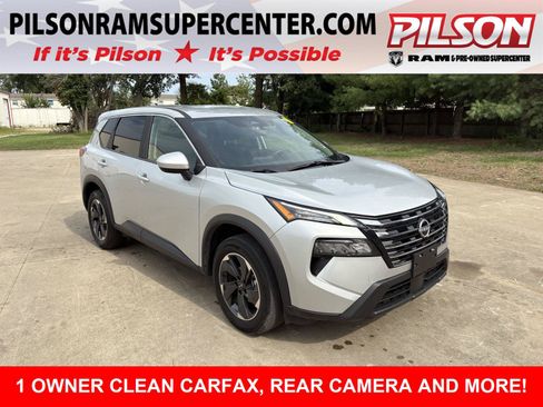 Used 2025 Nissan Rogue SV FWD image 1