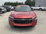 Used 2024 Chevrolet Trax RS w/ Driver Confidence Package image 2