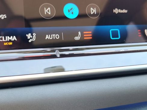 New 2026 Volkswagen Tiguan SE AWD/4WD image 14