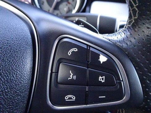 Used 2017 Mercedes-Benz GLA 250 4MATIC image 19