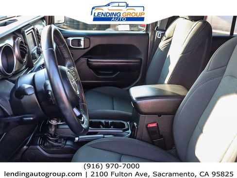 Used 2020 Jeep Wrangler Unlimited Sport S image 15