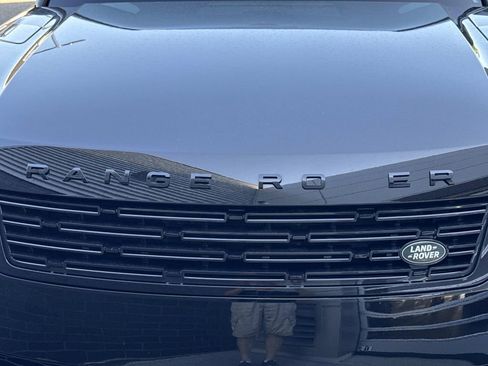 Certified 2024 Land Rover Range Rover Sport Dynamic SE AWD/4WD image 9