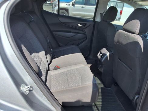 Used 2023 Chevrolet Equinox LT image 10