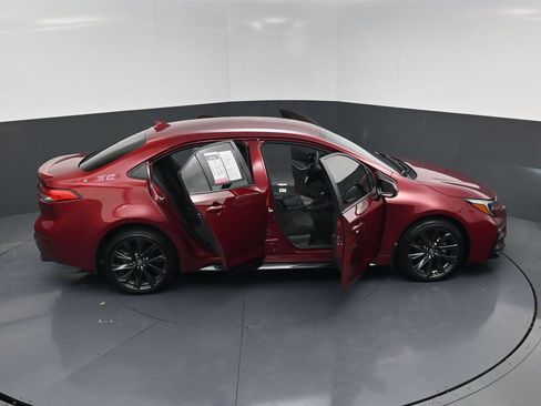 Used 2025 Toyota Corolla SE FWD image 23