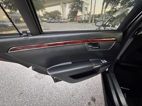 Used 2008 Mercedes-Benz S 63 AMG image 23