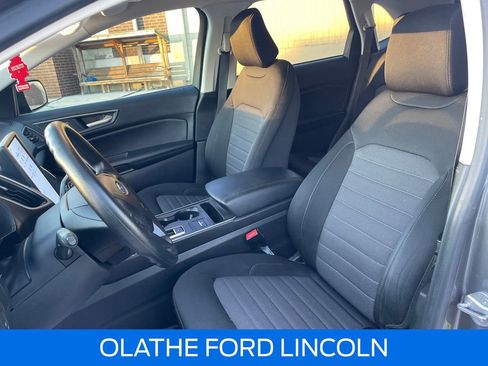 Certified 2022 Ford Edge SE w/ Black Appearance Package image 21
