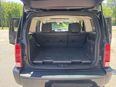 Used 2007 Dodge Nitro R/T AWD/4WD image 26