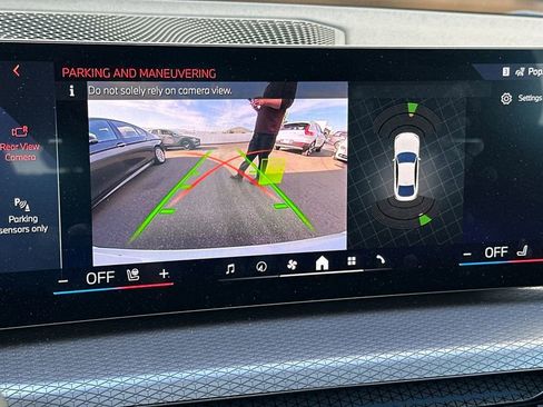 Used 2025 BMW i4 eDrive40 w/ M Sport Package image 21