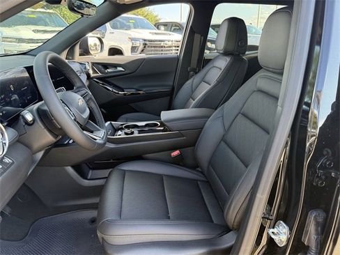 New 2026 Chevrolet Equinox LT w/ Convenience Package II image 23