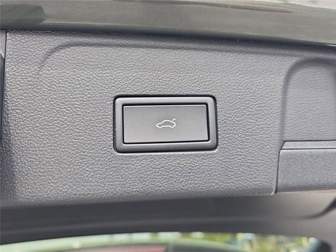 New 2026 Volkswagen Atlas Peak Edition image 31