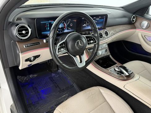 Used 2019 Mercedes-Benz E 300 4MATIC image 10