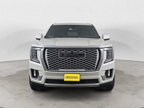 Used 2022 GMC Yukon Denali AWD/4WD image 8