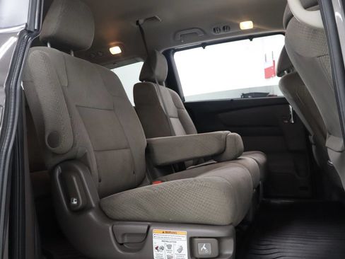 Used 2015 Honda Odyssey EX image 21