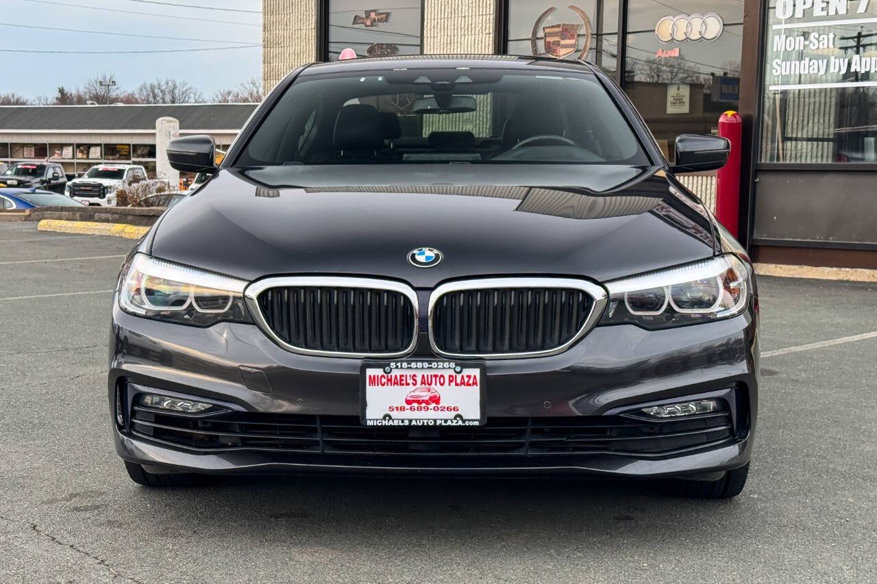 Used 2018 BMW 530i xDrive AWD/4WD image 9