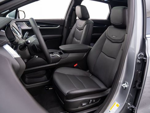 New 2026 Cadillac XT5 Premium Luxury image 15