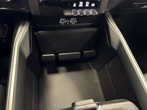 New 2026 RAM 1500 Express AWD/4WD image 38