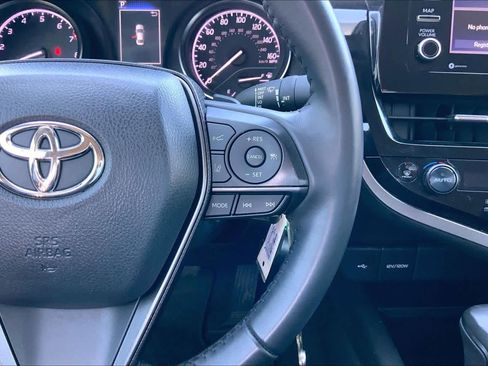 Used 2024 Toyota Camry SE image 24