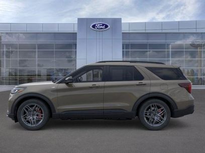 New 2026 Ford Explorer ST-Line w/ ST-Line Street Pack