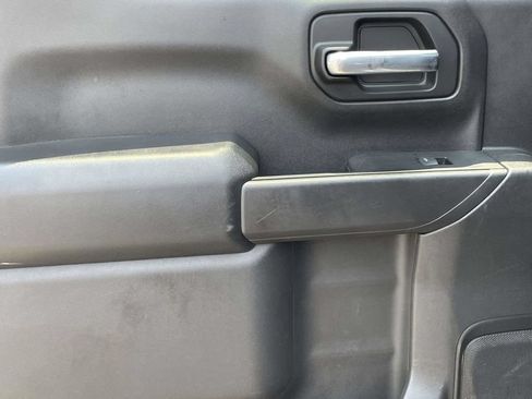Used 2022 Chevrolet Silverado 1500 Custom AWD/4WD image 21