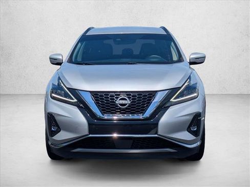 Used 2023 Nissan Murano SV FWD image 2