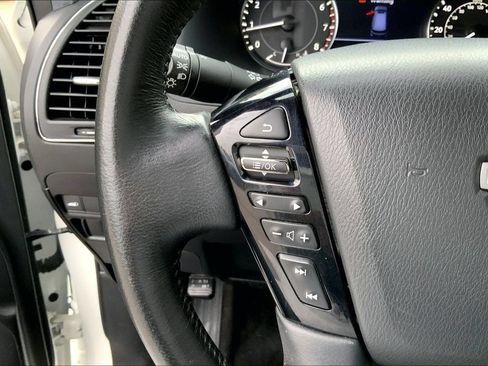 Used 2023 Nissan Armada SL w/ Midnight Edition Package RWD image 11