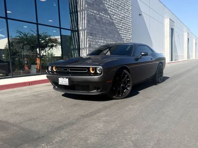 Used 2015 Dodge Challenger SXT