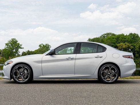 New 2025 Alfa Romeo Giulia w/ Driving Assist Package image 6