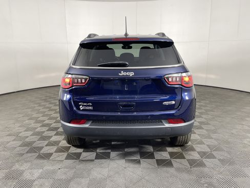 Used 2019 Jeep Compass Latitude w/ Popular Equipment Group image 4