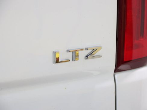Used 2024 Chevrolet Silverado 2500 LTZ image 20