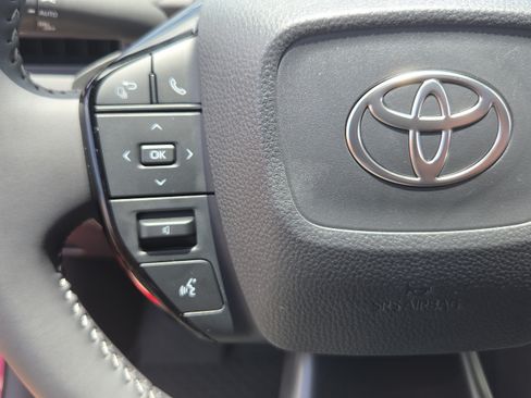 Used 2026 Toyota bZ FWD image 18