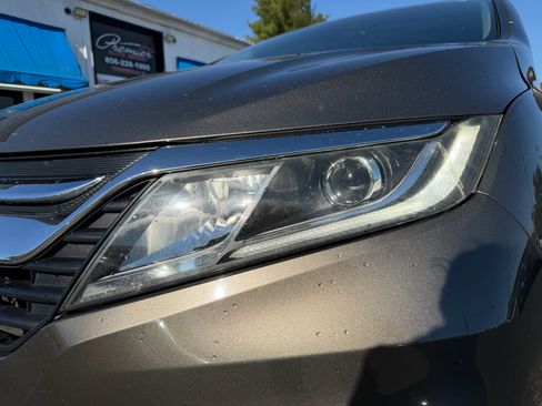 Used 2019 Honda Odyssey EX-L image 24