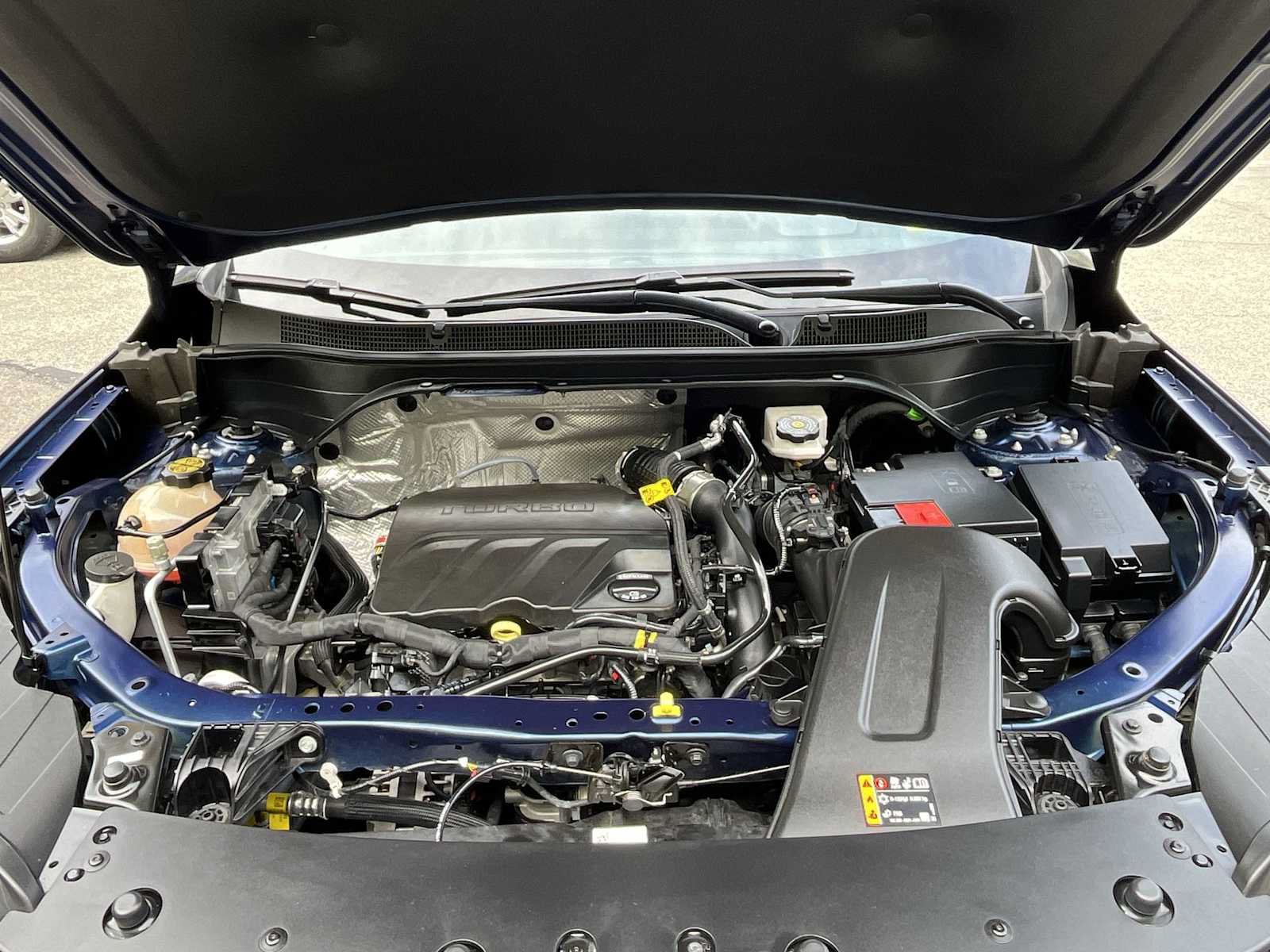 Certified 2024 Chevrolet Trax LT FWD image 27