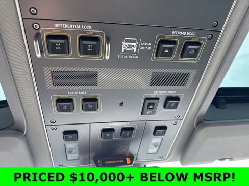 Used 2024 INEOS Grenadier Fieldmaster Edition image 21