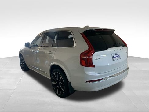 Used 2023 Volvo XC90 B6 Plus image 3