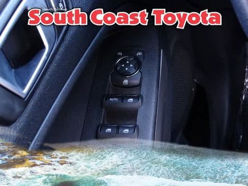 Used 2018 Ford EcoSport Titanium image 37