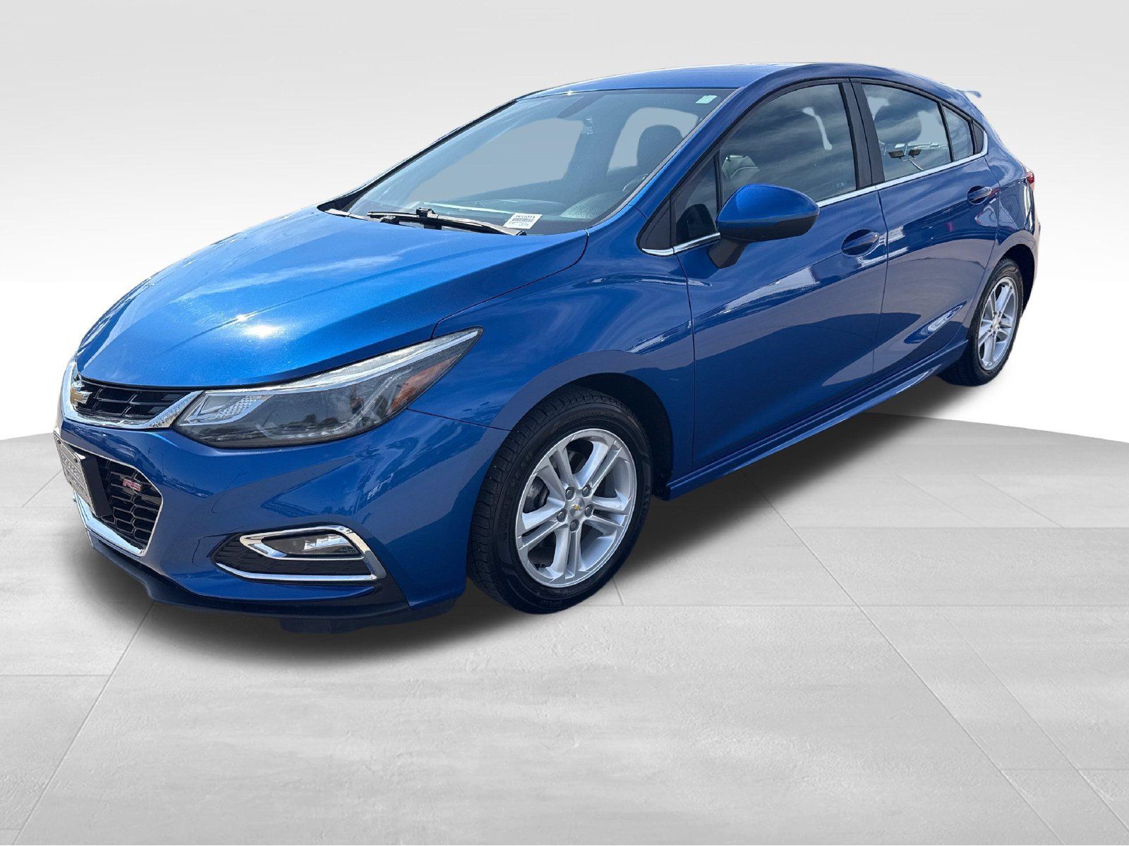 Used 2017 Chevrolet Cruze LT w/ Sun And Sound Package FWD image 16