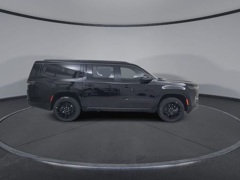 New 2026 Jeep Grand Wagoneer L Limited image 17