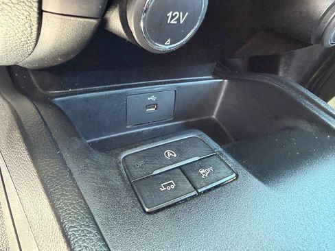 Used 2020 Ford Ranger XL w/ Equipment Group 101A Mid RWD image 12