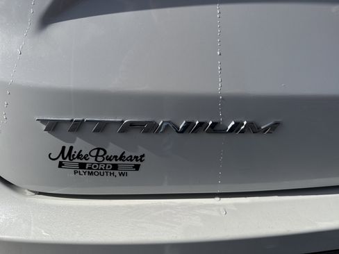 Certified 2022 Ford Edge Titanium image 12