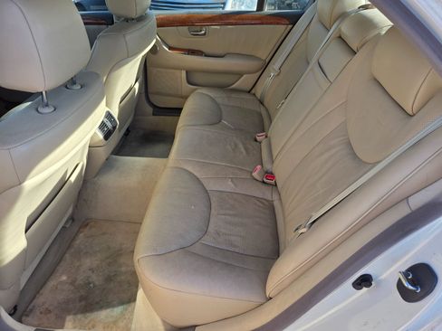 Used 2005 Lexus LS 430 RWD image 10