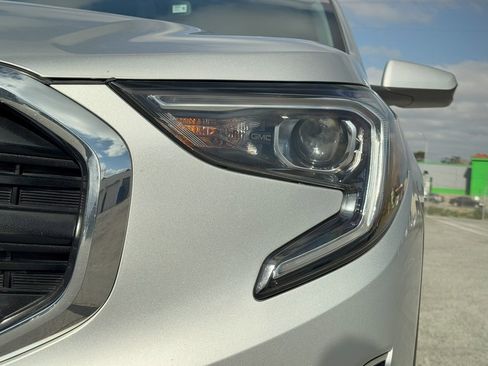Used 2018 GMC Terrain SLE image 14