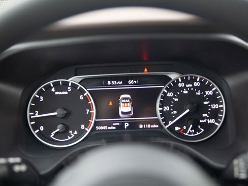 Used 2023 Nissan Rogue SV image 12